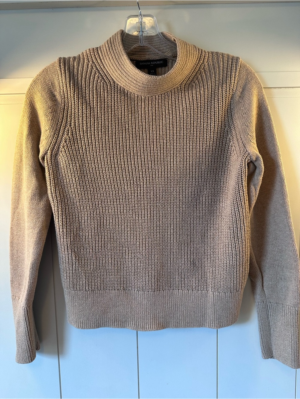 Banana Republic Women's Beige Ribbed Turtleneck Sweater